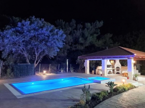 Fiore di Rodi - Private Pool, Jacuzzi and Barbecue - Dodekanes Trianda